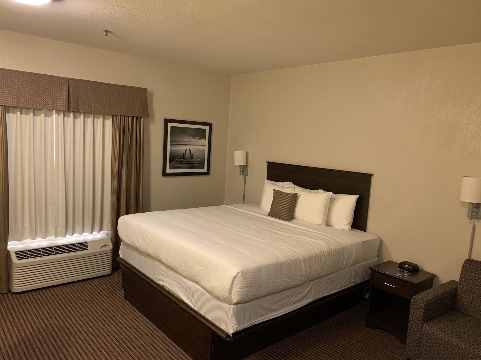 Quality Inn & Suites Estevan Exterior foto